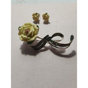 AVON Vintage 80’s Silver Tone Yellow Rose Pin Brooch and Earrings- Signed